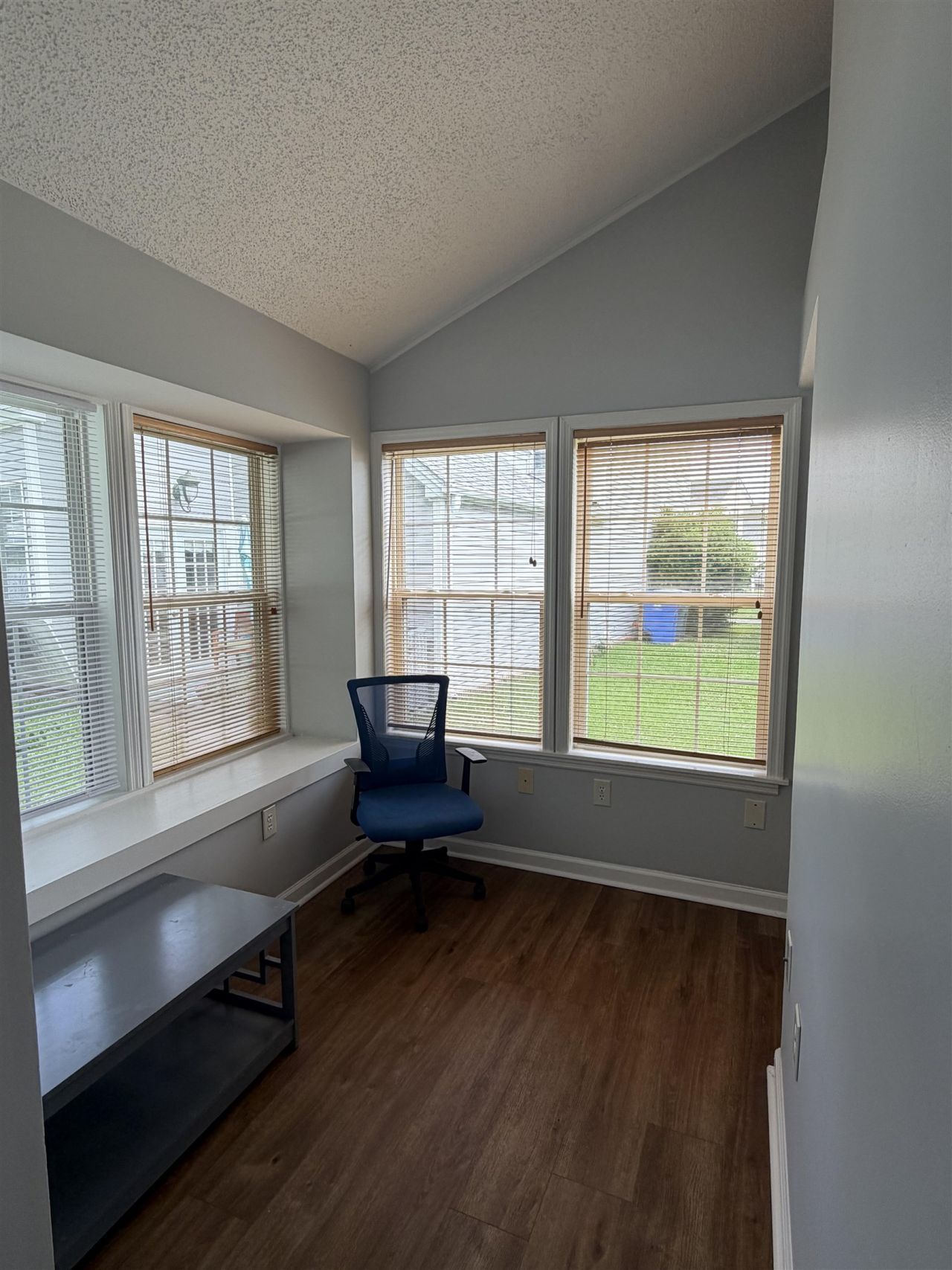 126 Whitehaven Ct. Photo 5