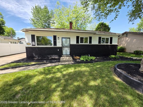 4808 Anson Street, Lansing, MI 48911