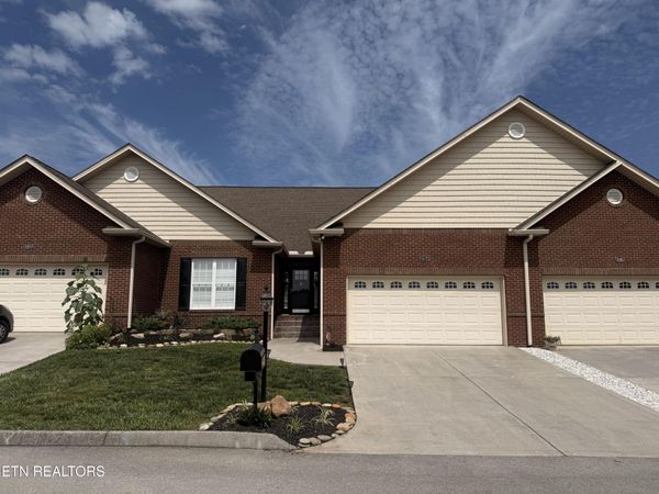 803 Fountain View Way, Seymour, TN 37865
