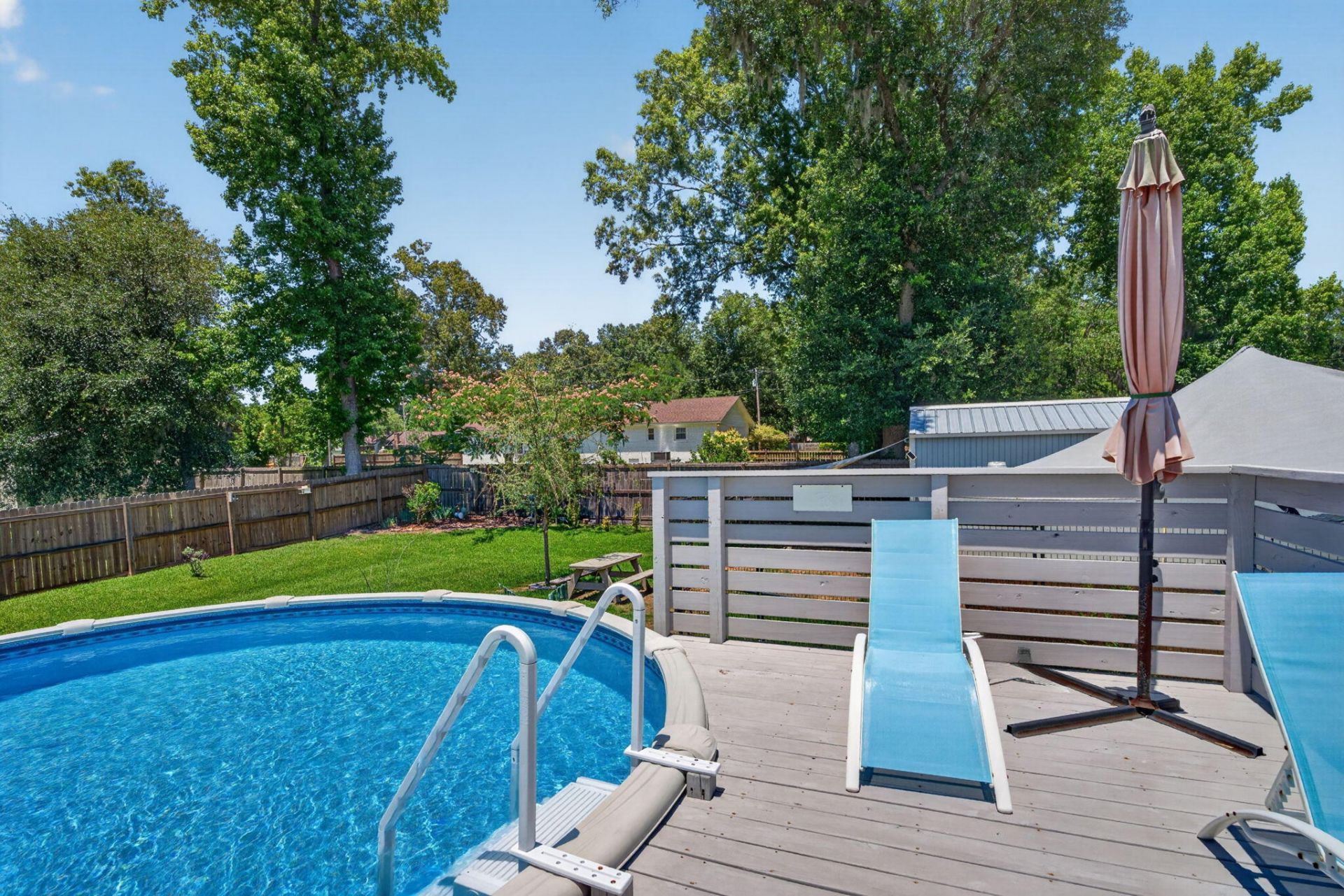 1335 Dennis Boulevard Photo 60