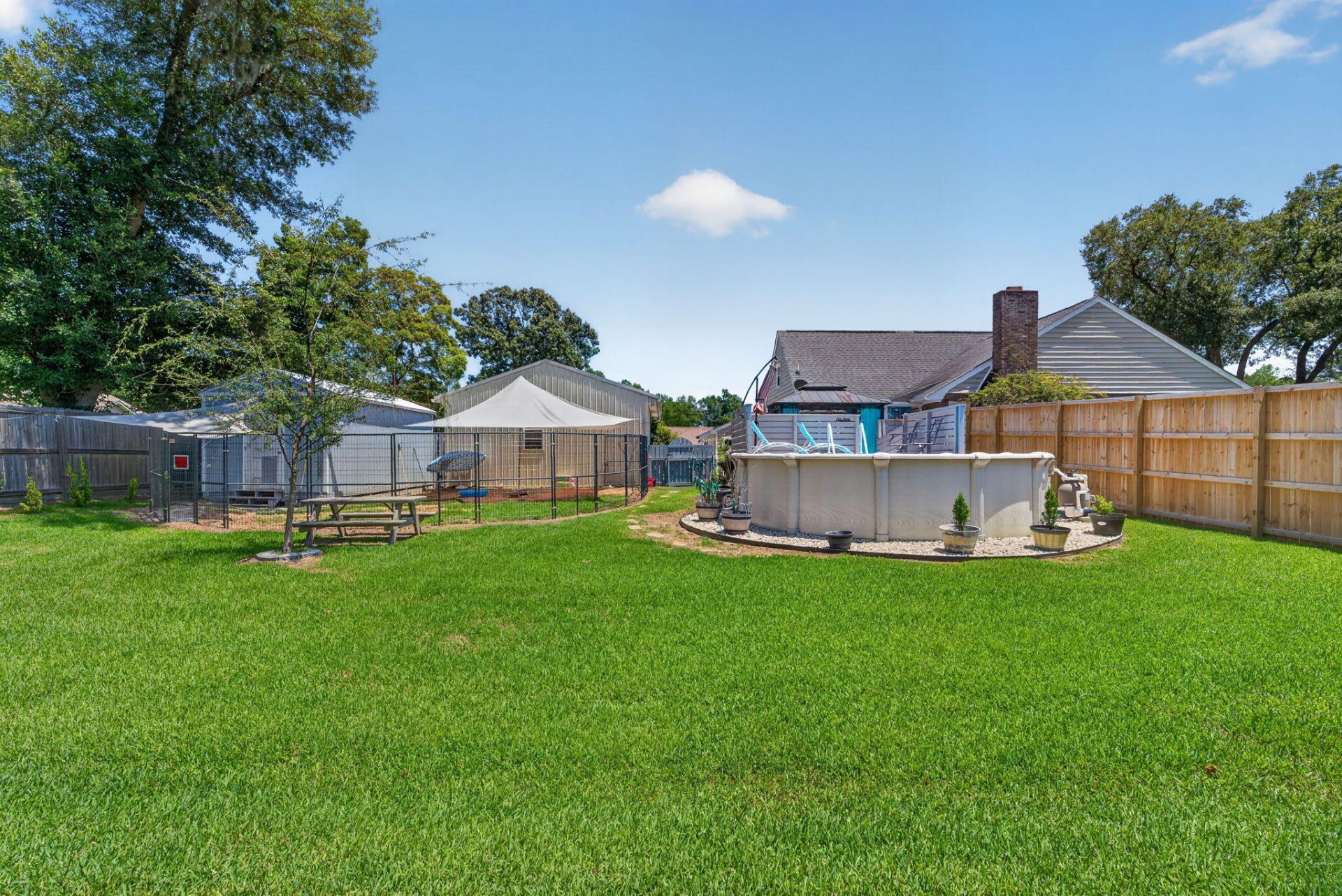 1335 Dennis Boulevard Photo 63