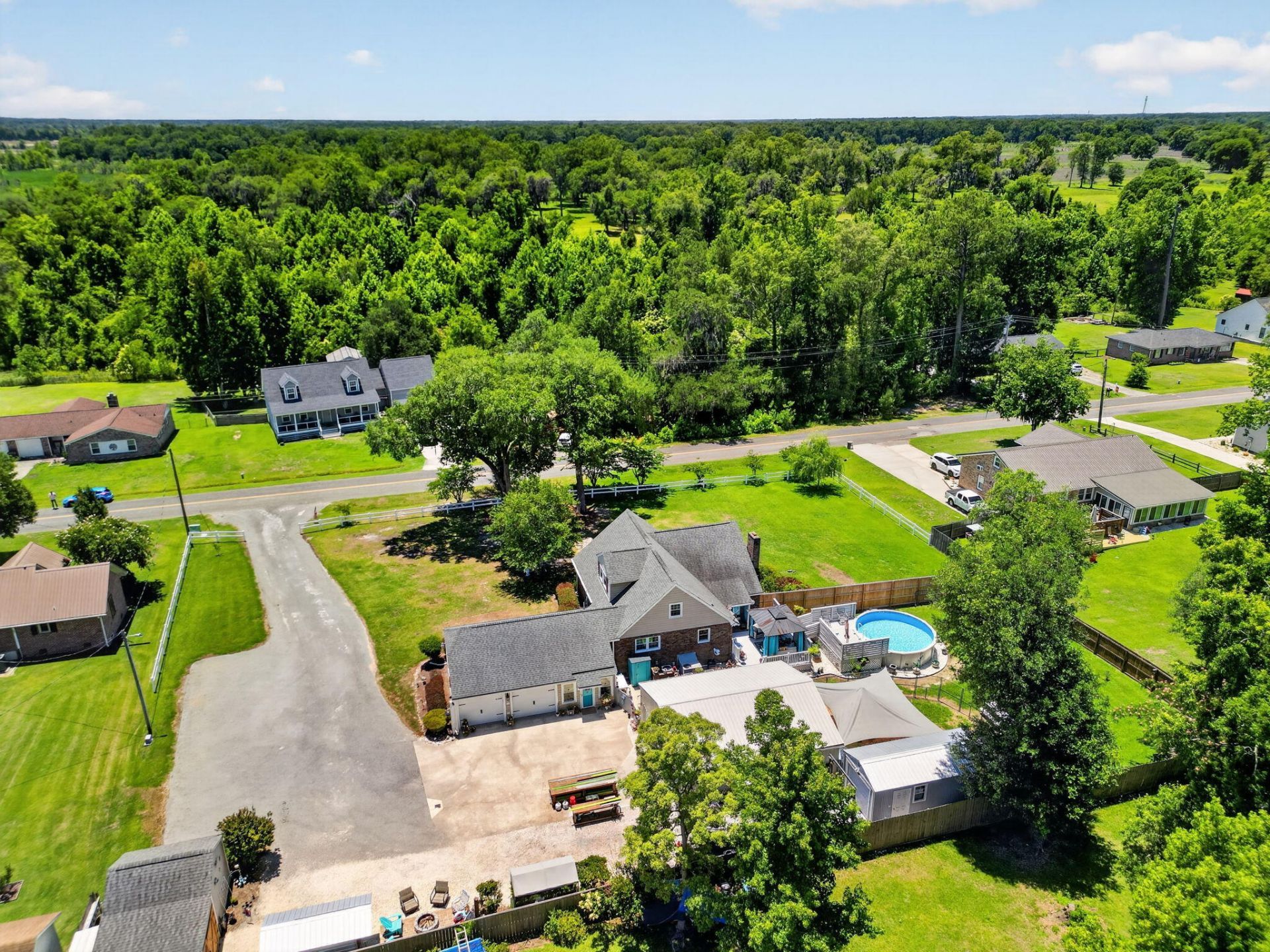 1335 Dennis Boulevard Photo 72