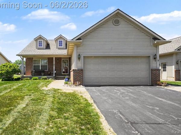 11132 Strathmore Court, Holly Twp, MI 48439