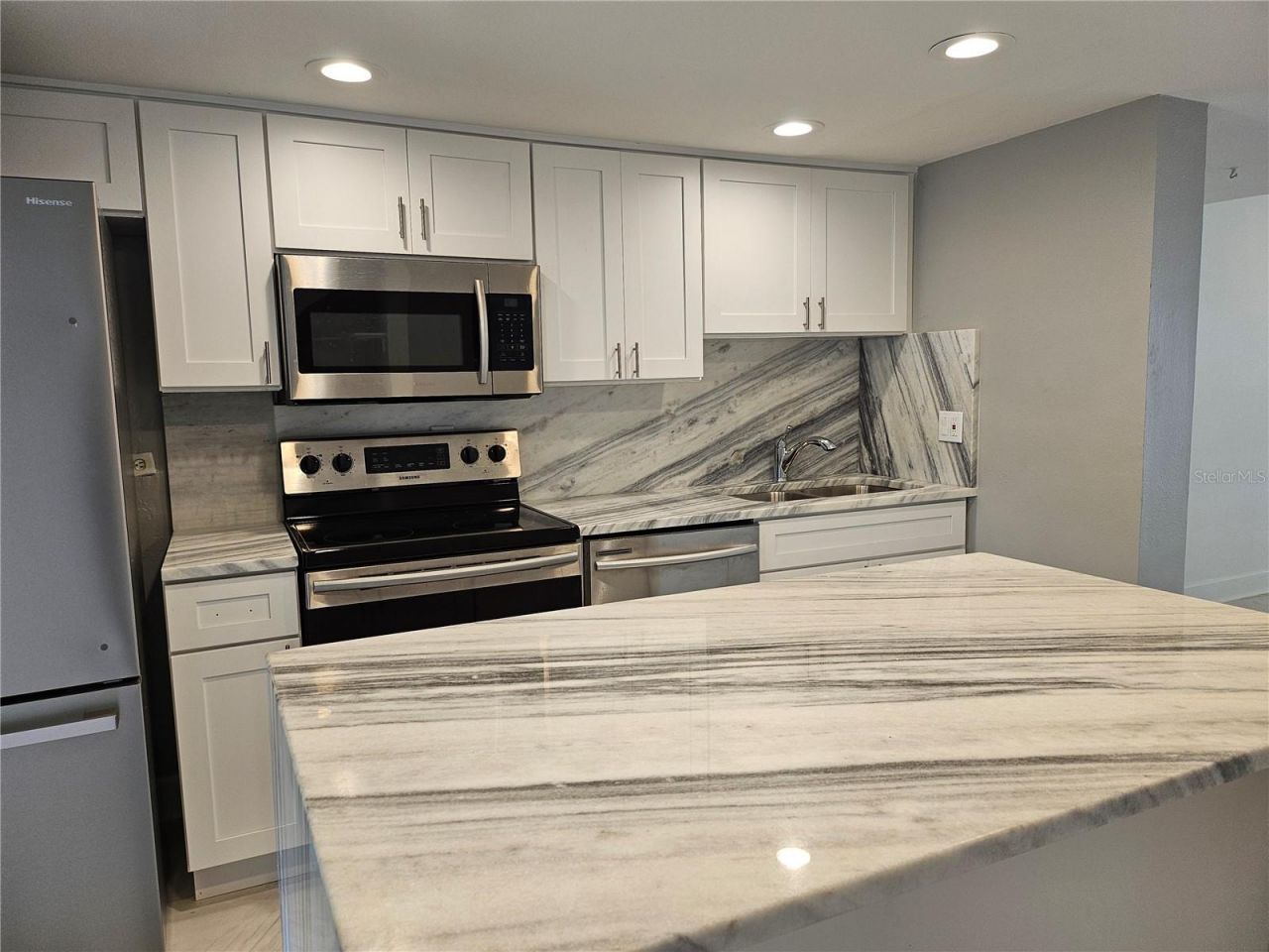 1028 Apollo Beach Boulevard , Unit 19, Apollo Beach, FL 33572 Photo