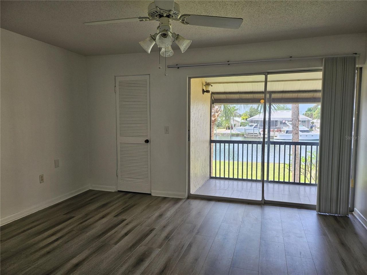 1028 Apollo Beach Boulevard , Unit 19, Apollo Beach, FL 33572 Photo