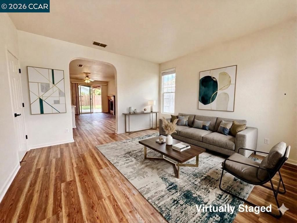 413 Arlingdale Cir, Rio Linda, CA 95673 Main Photo