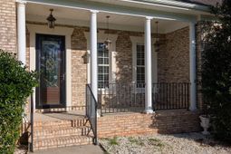 216 Pointe Overlook Drive photo 4