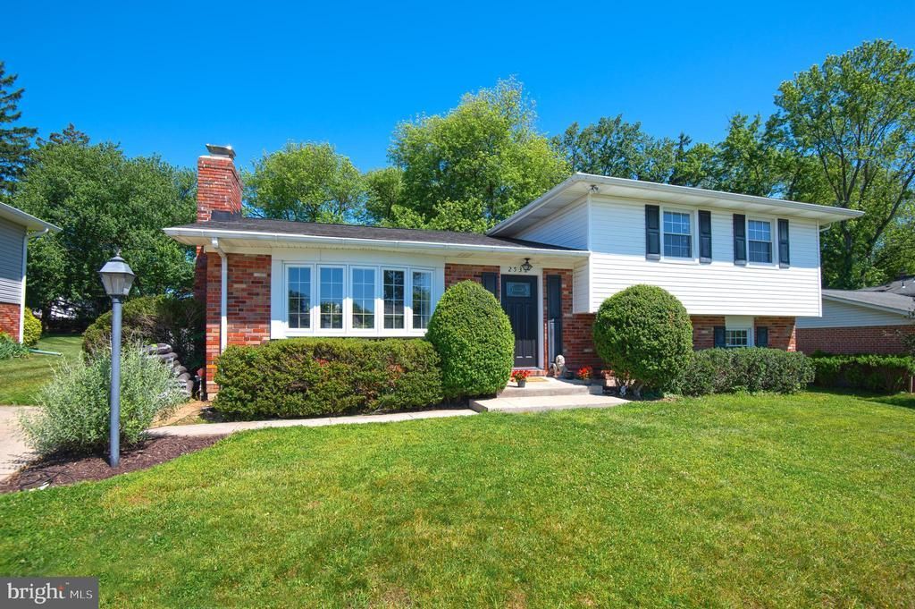 2532 Londonderry Road , Lutherville Timonium, MD 21093 Main Photo