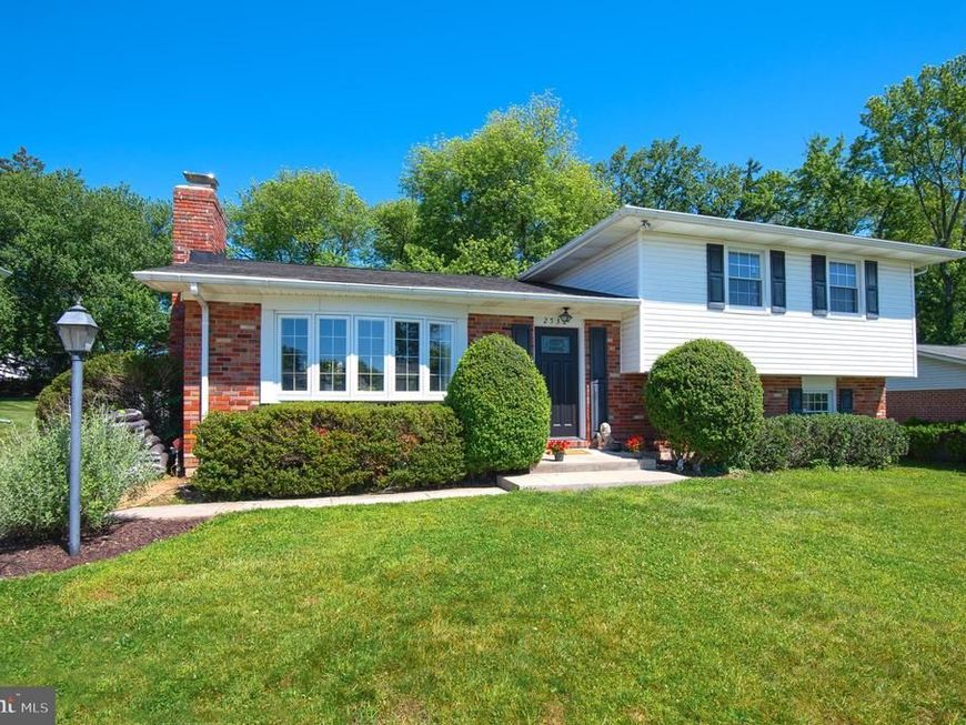 2532 Londonderry Road , Lutherville Timonium, MD 21093 Main Photo