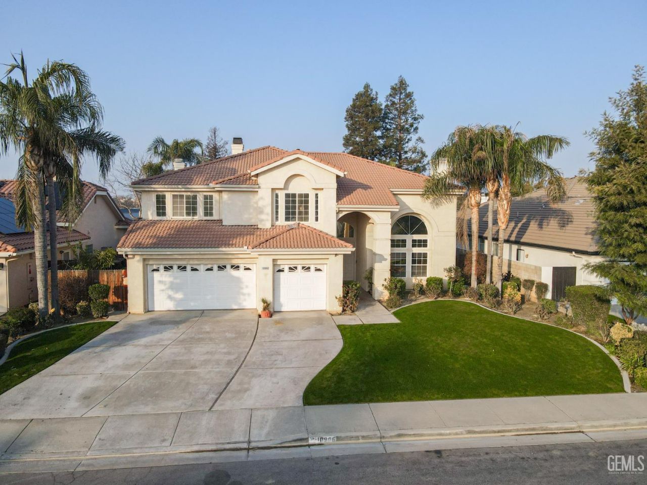 10906 Rosslyn Lane, Bakersfield, CA 93311 Main Photo