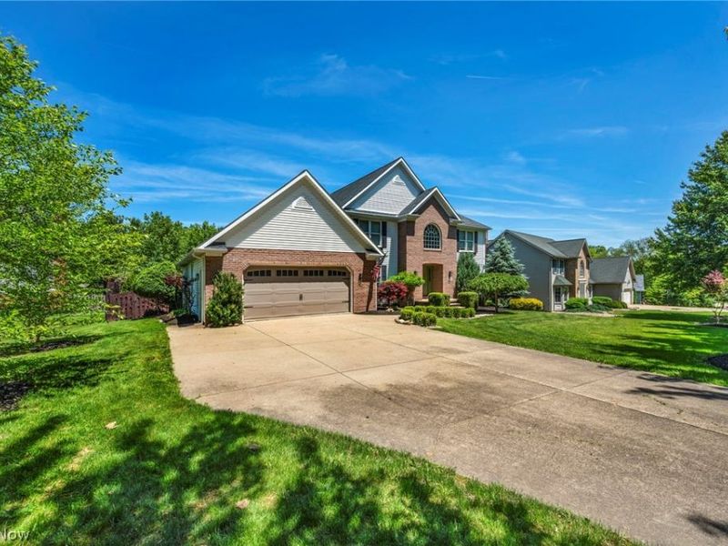 1207 Pennyroyal Circle, Medina, OH 44256 Photo 2