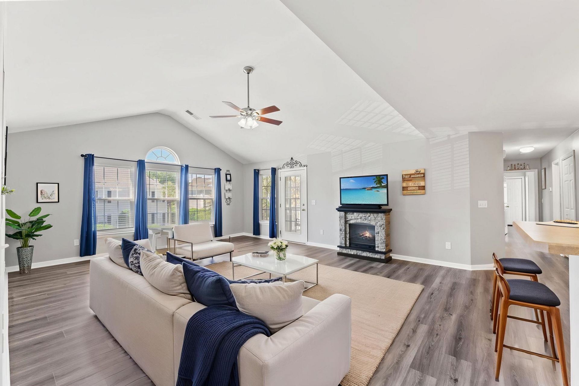 4654 Fringetree Dr.  Photo 11