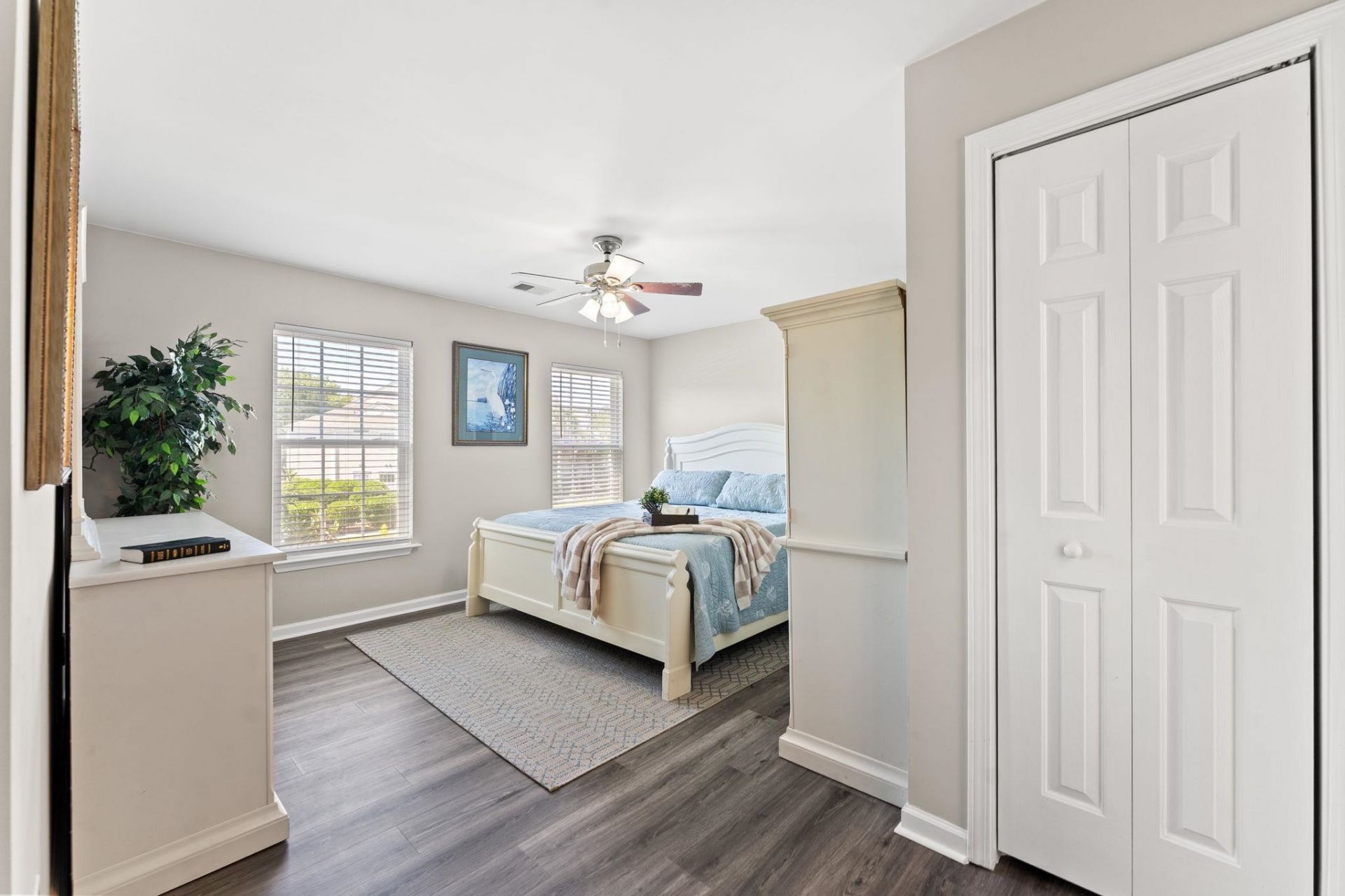4654 Fringetree Dr.  Photo 19