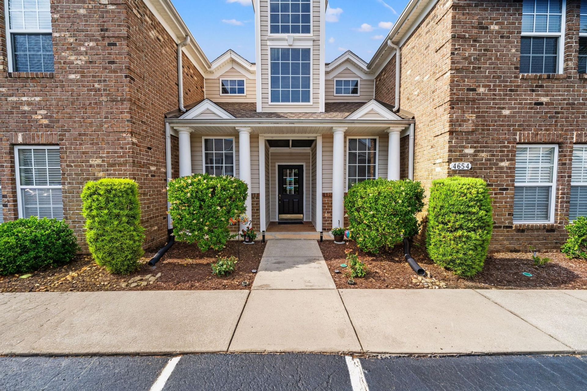 4654 Fringetree Dr. Photo 82