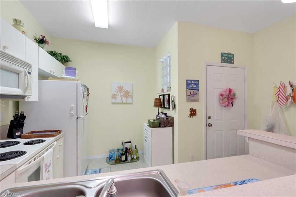 4236 Bellasol Cir , Unit 1021, Fort Myers, FL 33916 Photo