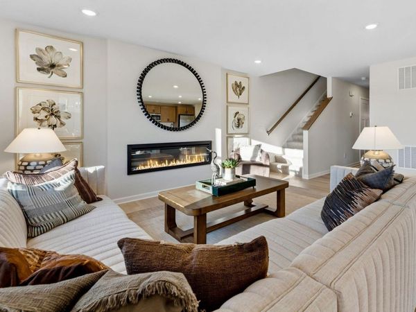 4331 Meadowview Drive, Waconia, MN 55387