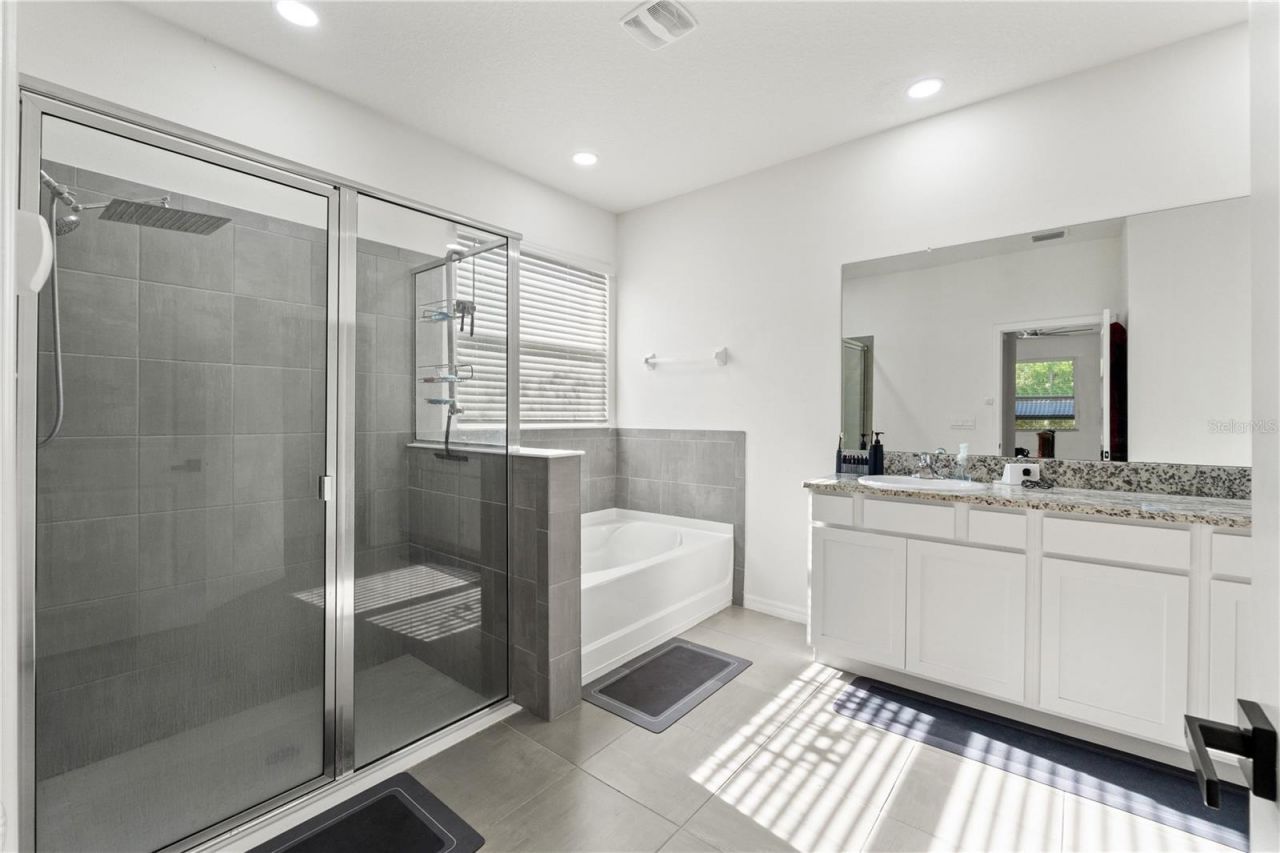 3763 Autumn Amber Drive, Spring Hill, FL 34609 Photo