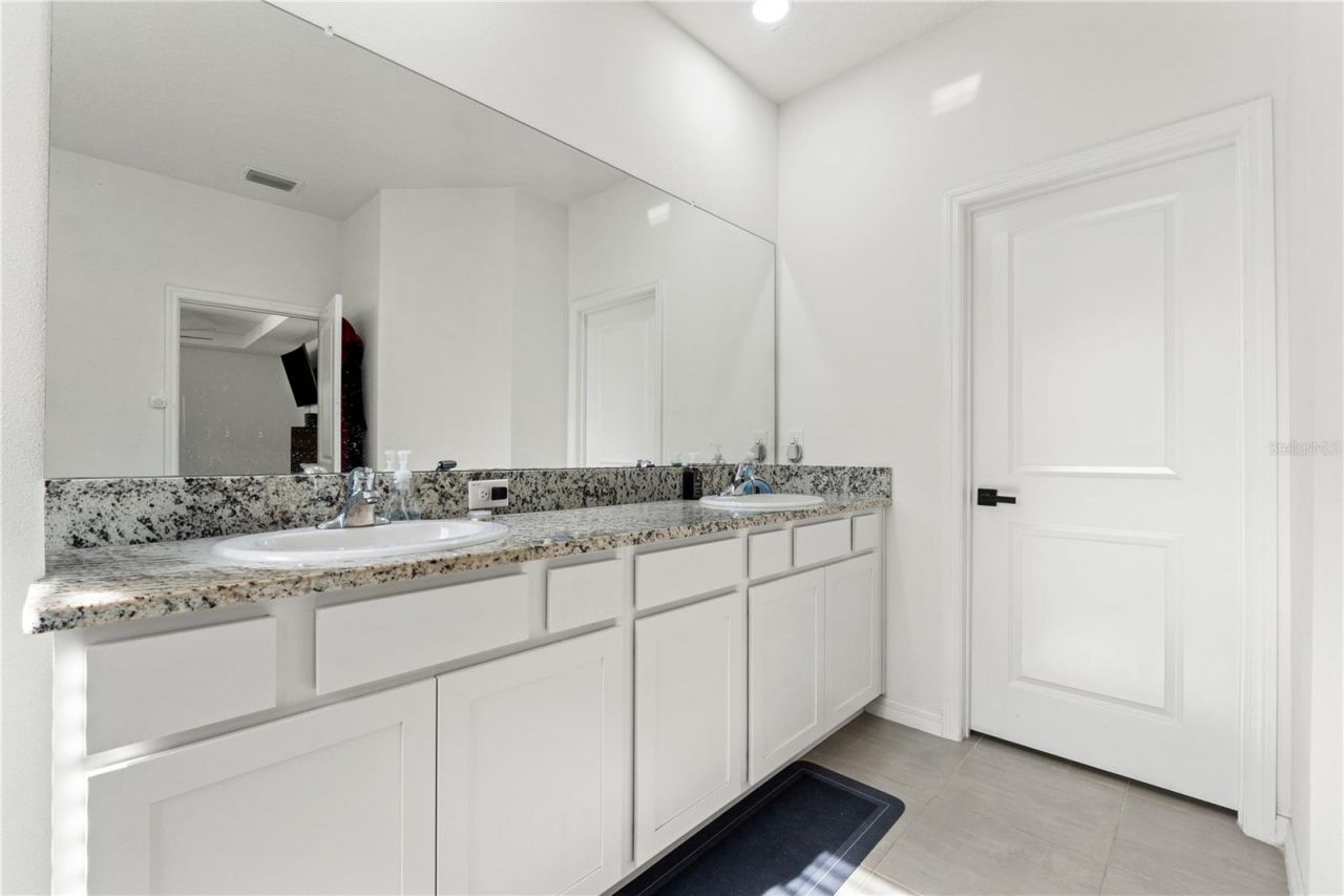 3763 Autumn Amber Drive, Spring Hill, FL 34609 Photo