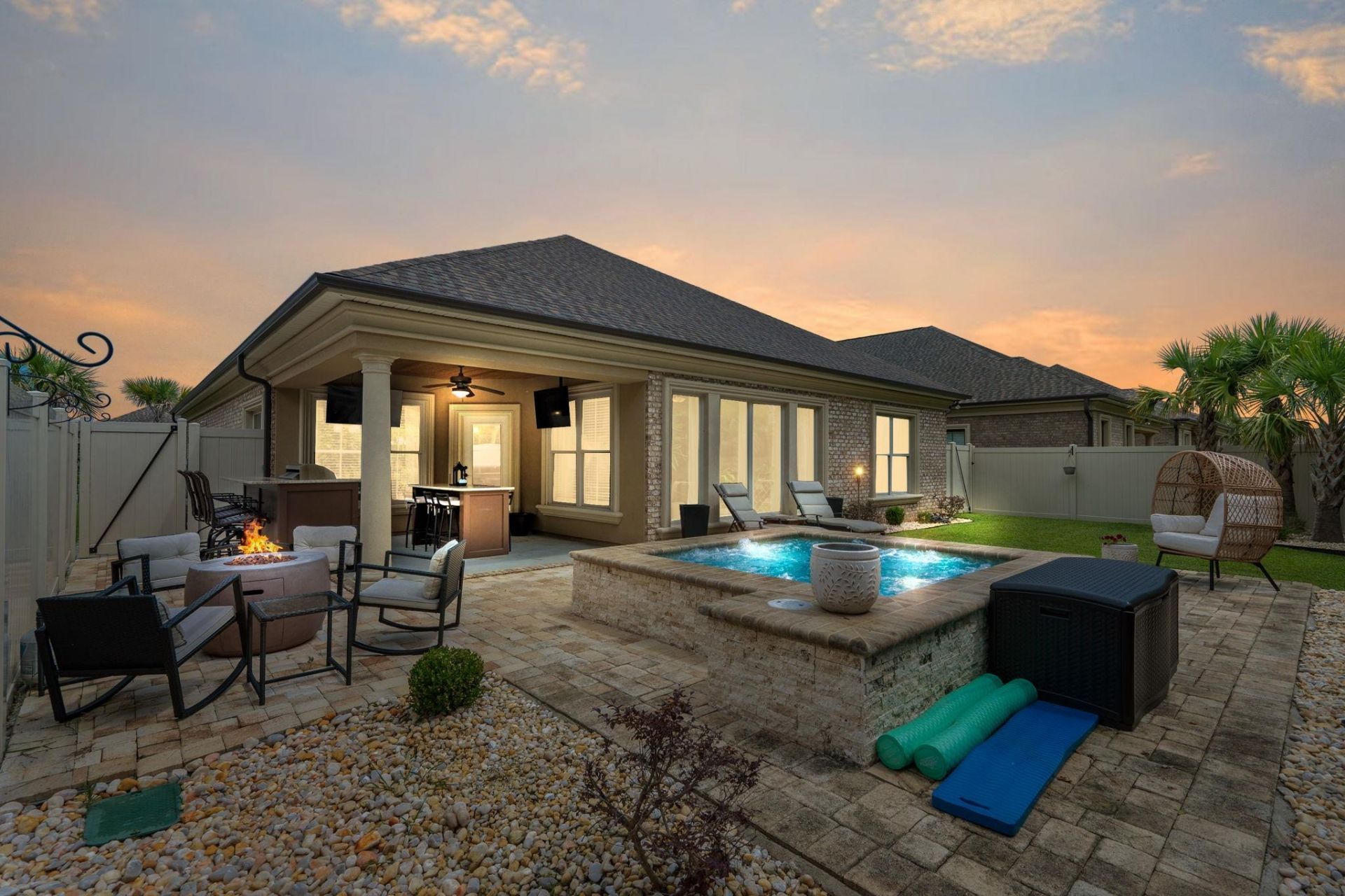 409 Pompano Court Photo 5