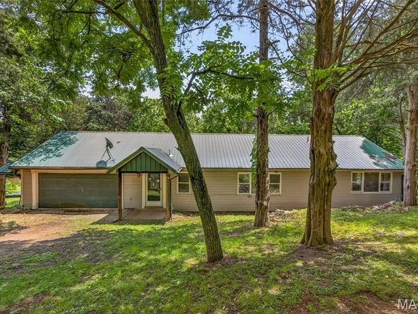 554 Point Road , Farmington, MO 63640