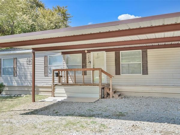 5420 Water View Drive, Granbury, TX 76048