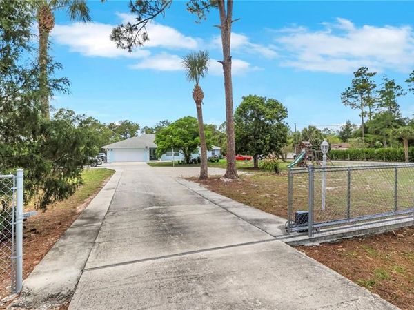 521 31st ST SW, NAPLES, FL 34117