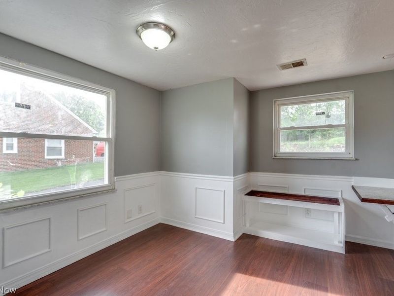 12335 Sunset Drive, Garfield Heights, OH 44125 Photo 8