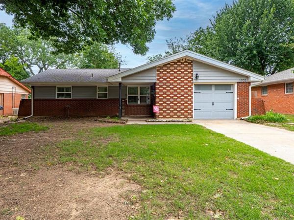 1702 Vine Street, Norman, OK 73072