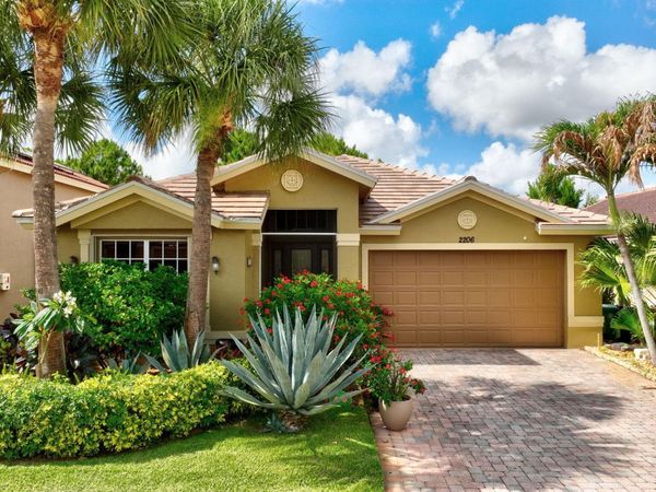 2206 SW Newport Isles Boulevard, Port Saint Lucie, FL 34953