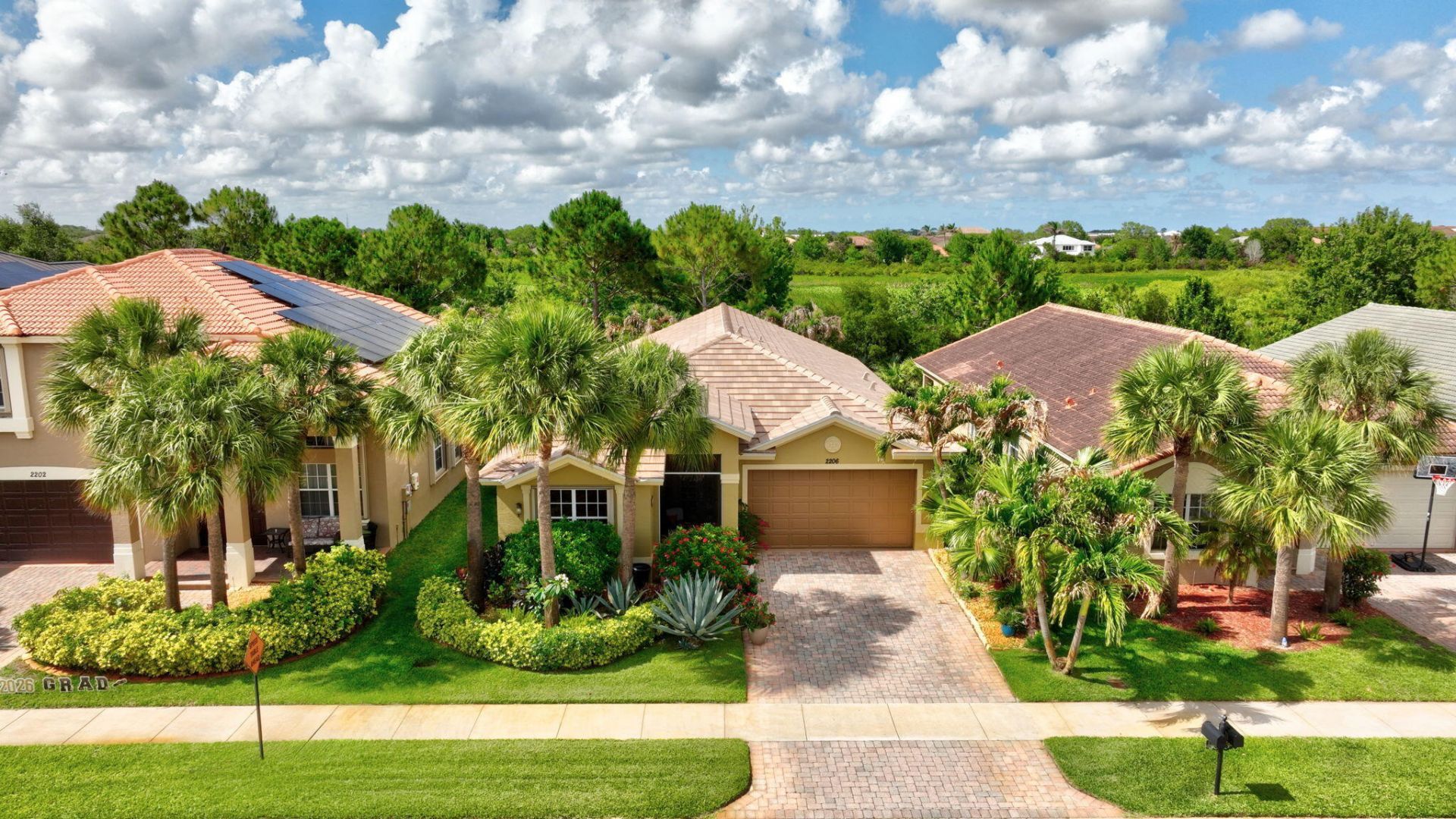 2206 SW Newport Isles Boulevard, Port Saint Lucie, FL 34953 Photo