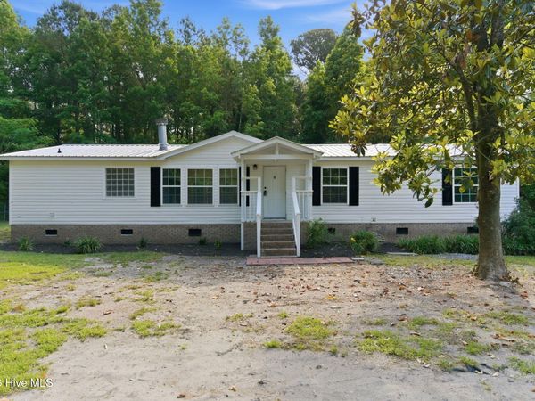 481 Harrell Road, Burgaw, NC 28425