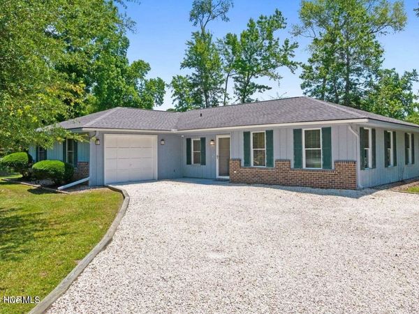 1 Pelican Court, Carolina Shores, NC 28467