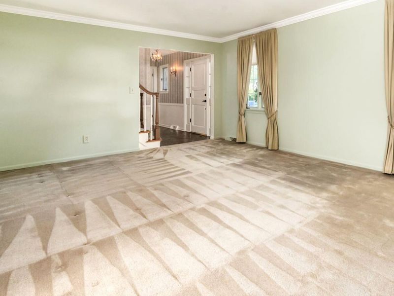 4350 Crown Point Drive, Columbus, OH 43220 Photo 12