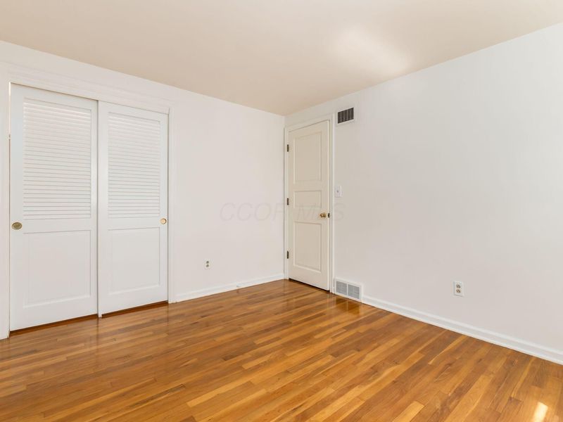 4350 Crown Point Drive, Columbus, OH 43220 Photo 45