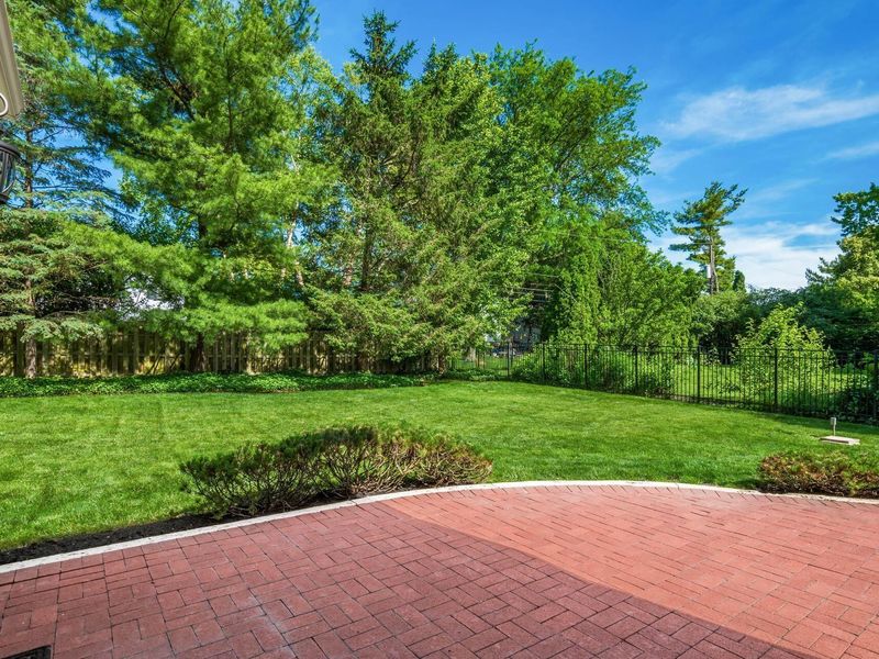 4350 Crown Point Drive, Columbus, OH 43220 Photo 55