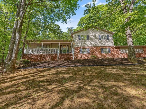 1546 Wanaga Way DR , Salem, VA 24153