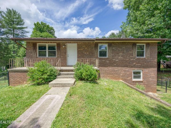 4403 Mace Lane, Knoxville, TN 37938