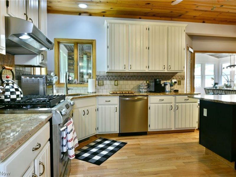 6752 Brookhollow Drive, Lordstown, OH 44481 Photo 17