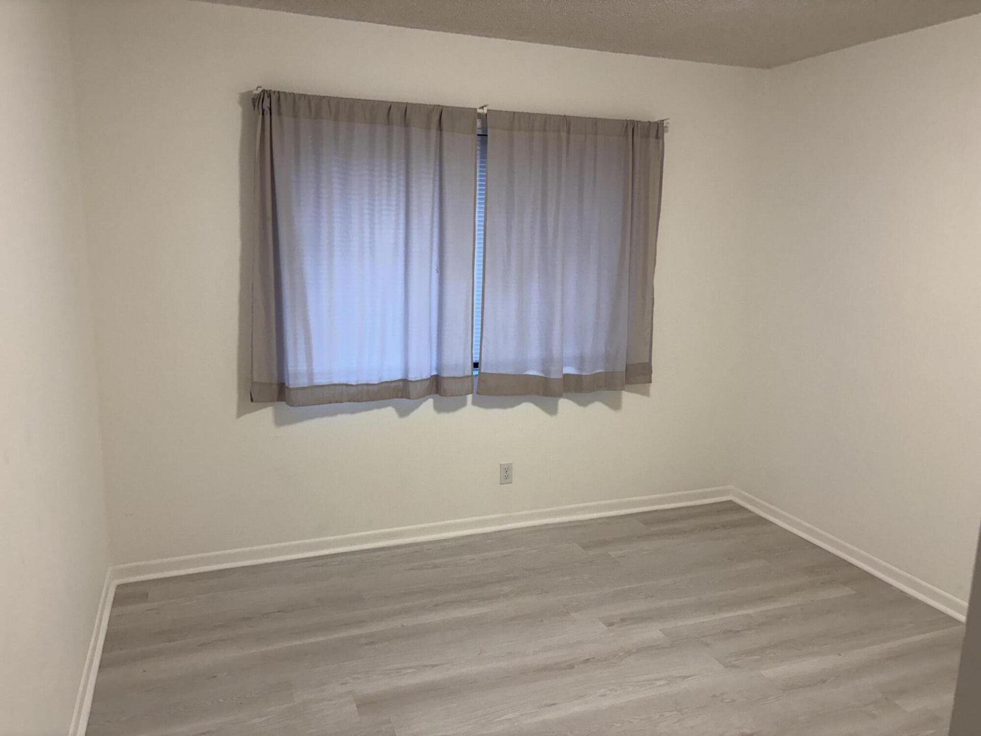 9760 NW 18th Drive, Plantation, FL 33322 Photo