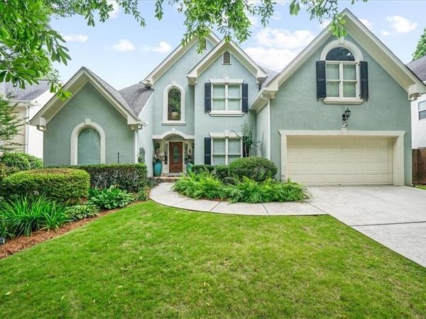 2 Orleans Place, Brookhaven, GA 30341