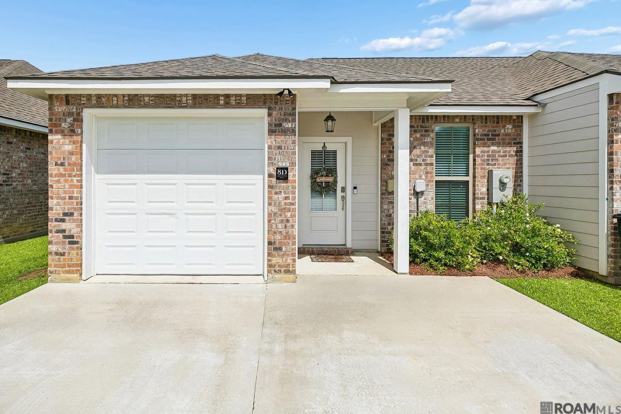 33260 La Hwy 16, Unit #8D, Denham Springs, LA 70706 Main Photo