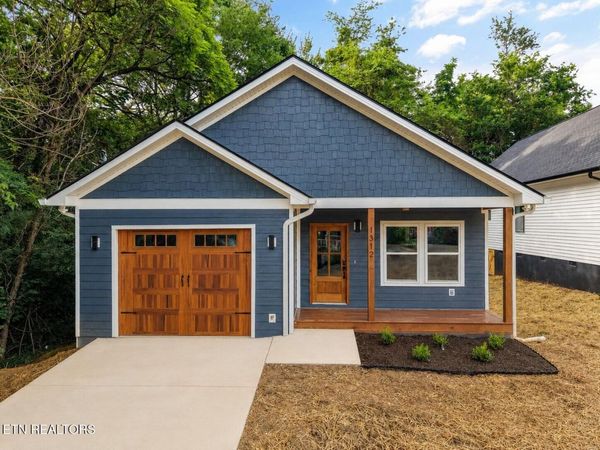 1312 NE Ezell St, Knoxville, TN 37917