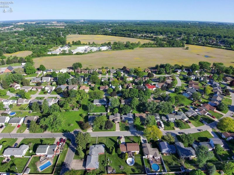 505 Linden Way Drive, Sandusky, OH 44870 Photo 57