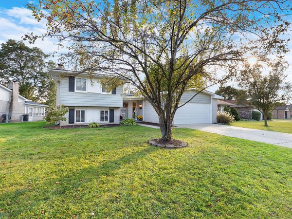 43875 Leeann Lane, Canton, MI 48187