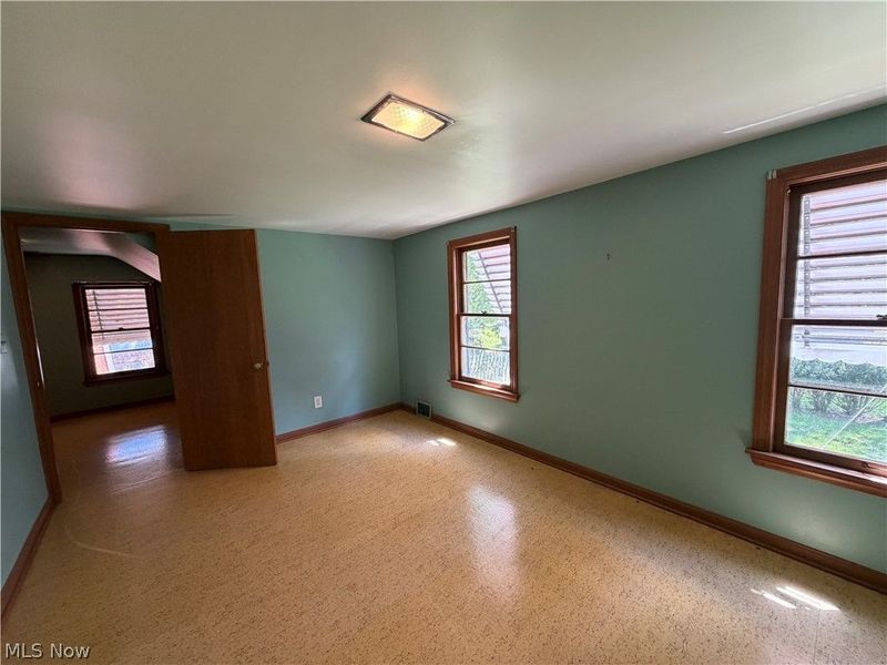 4808 Monticello Boulevard, Richmond Heights, OH 44143 Photo 10