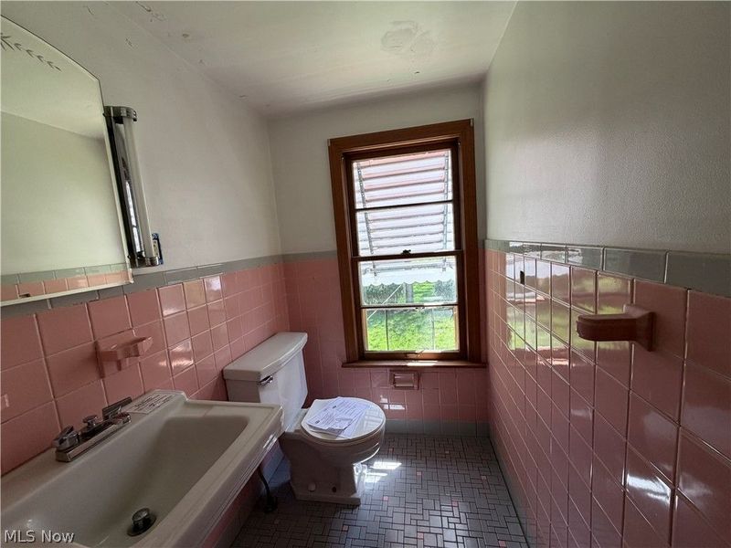 4808 Monticello Boulevard, Richmond Heights, OH 44143 Photo 8