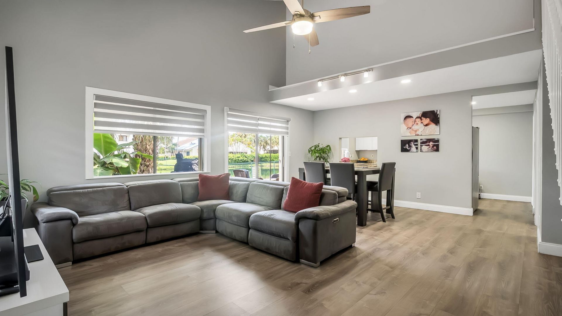 10244 NW 33rd Place, Sunrise, FL 33351 Photo