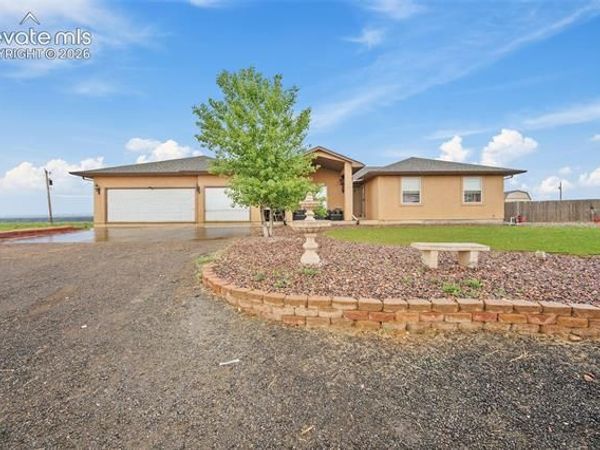1277 N Sandstone Lane, Pueblo, CO 81007