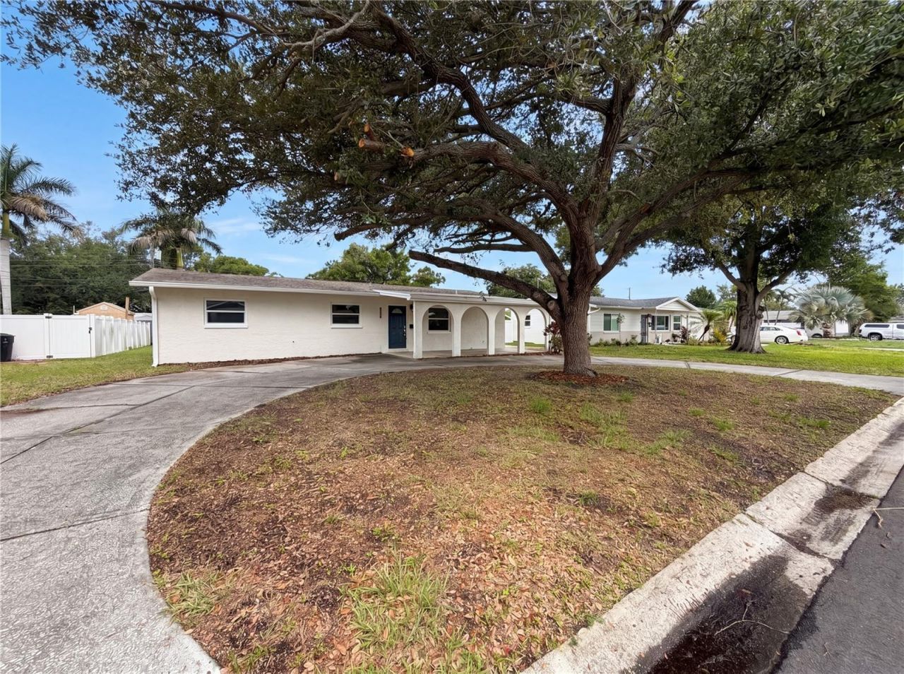 2890 53rd Street N, Saint Petersburg, FL 33710 Photo