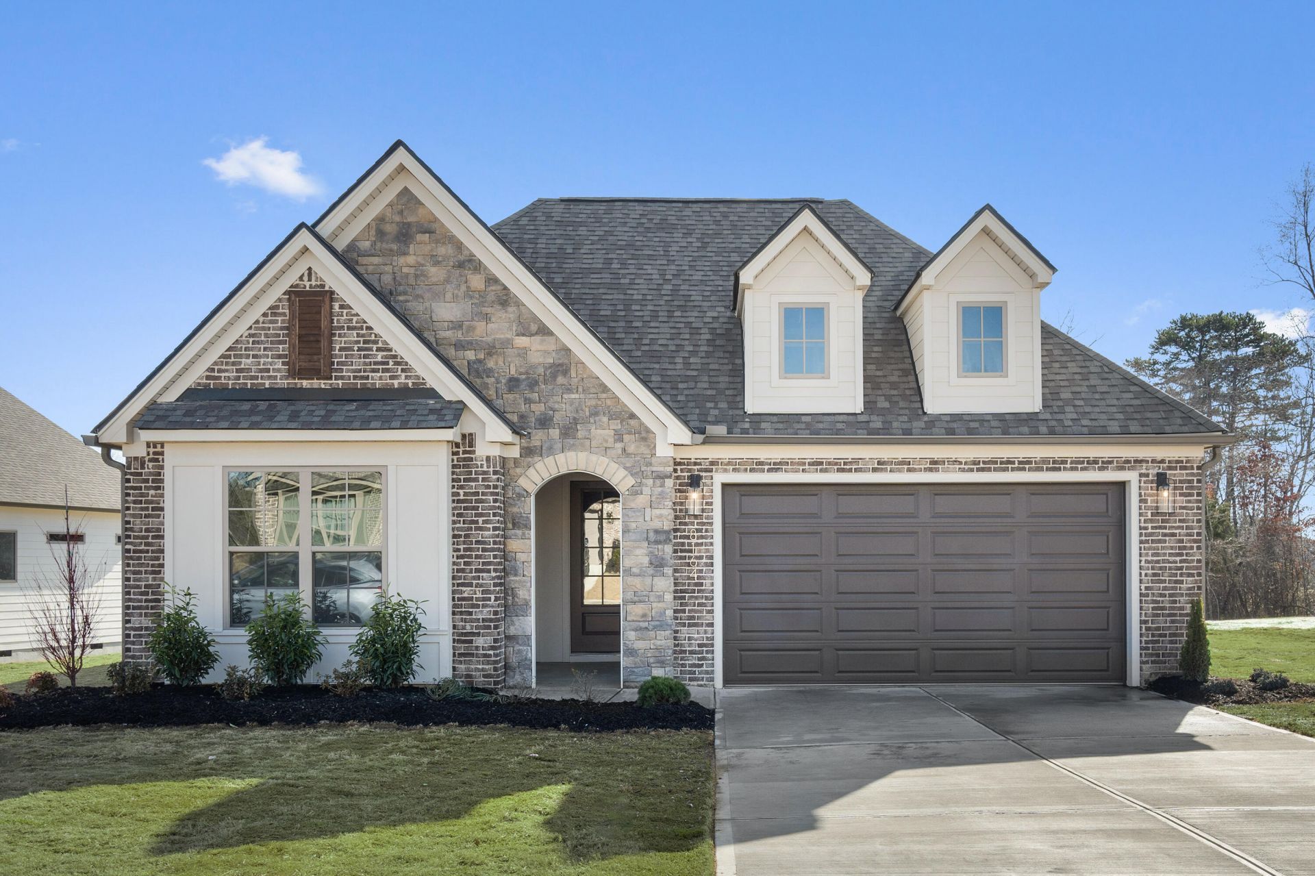 1717 Storyvale Lane, Hixson, TN 37343 Main Photo